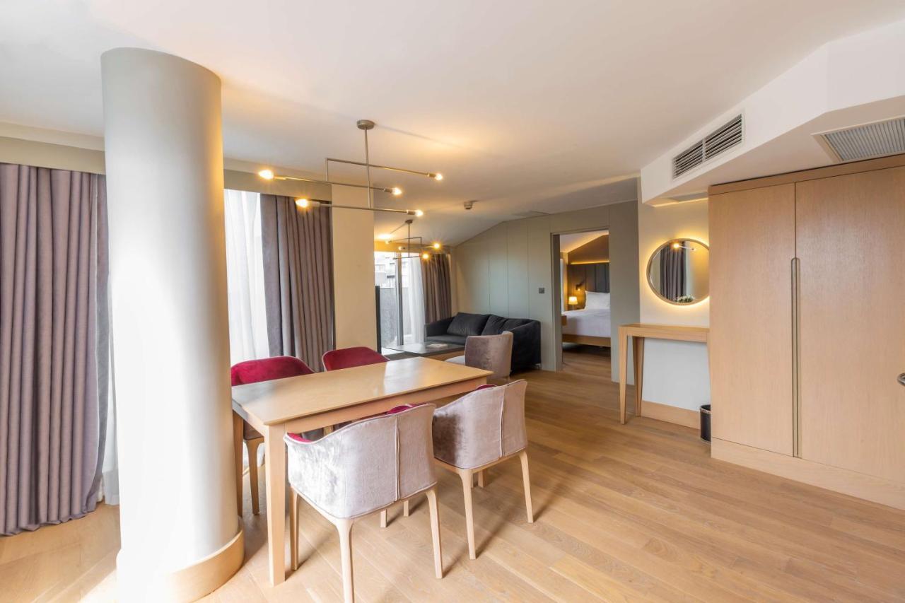 Radisson Hotel Istanbul Harbiye Екстер'єр фото