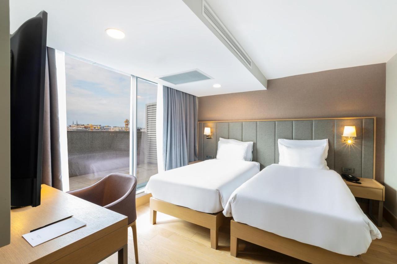 Radisson Hotel Istanbul Harbiye Екстер'єр фото