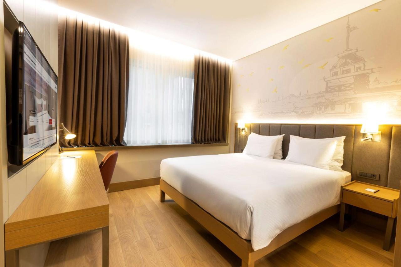 Radisson Hotel Istanbul Harbiye Екстер'єр фото