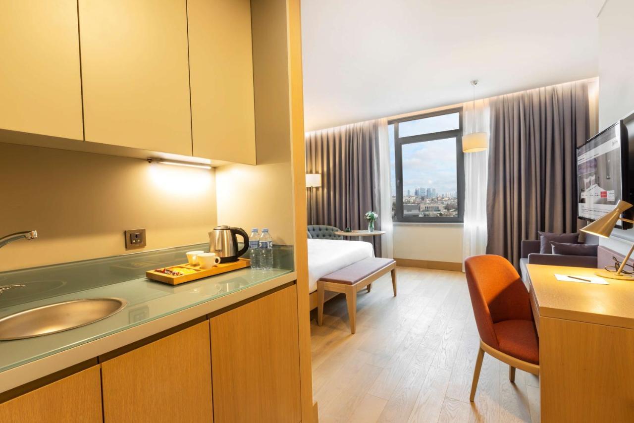 Radisson Hotel Istanbul Harbiye Екстер'єр фото